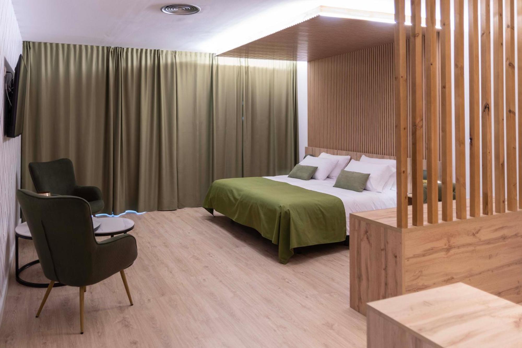 Hotel & Restaurante El Casino Villafranca Del Bierzo Ngoại thất bức ảnh