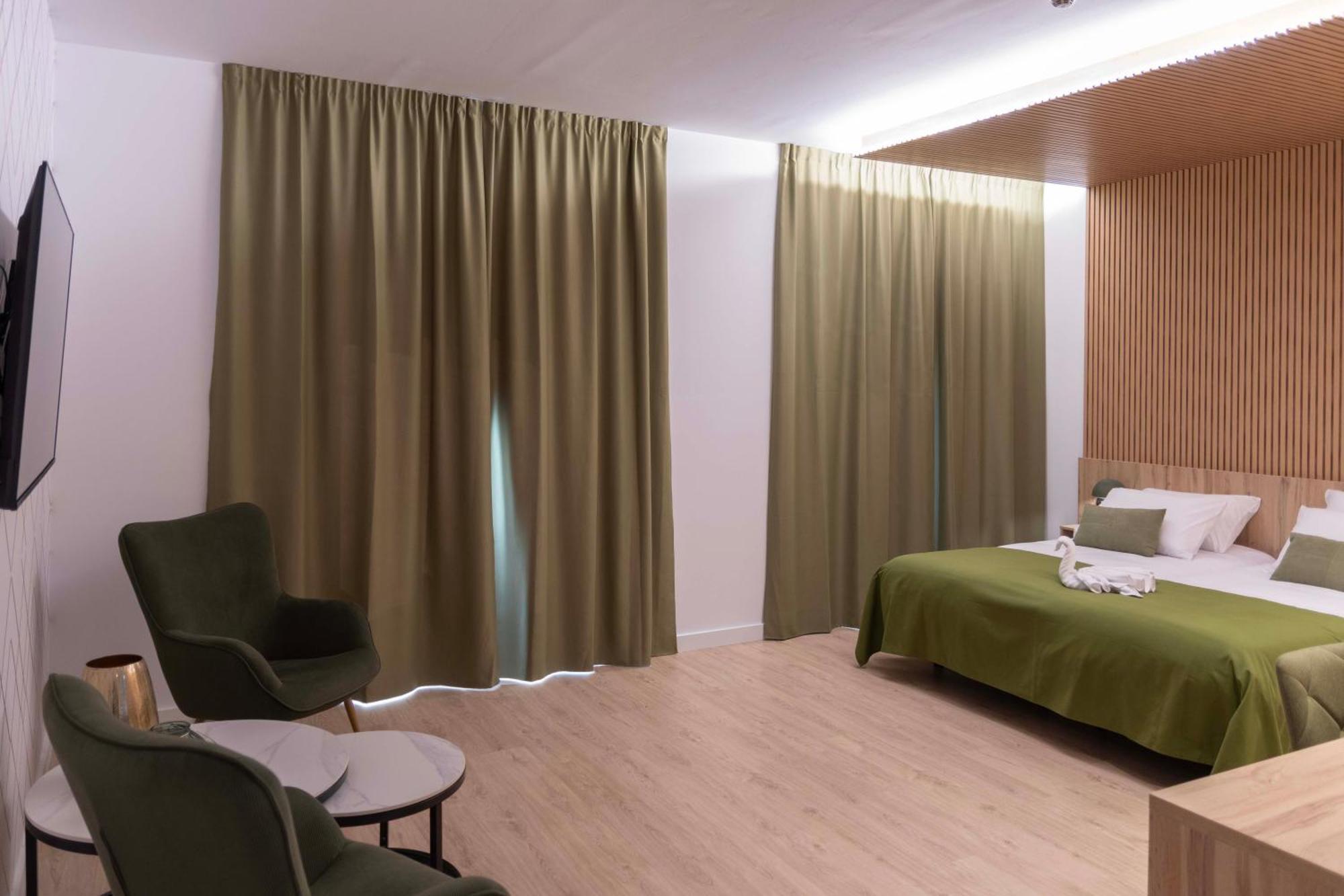 Hotel & Restaurante El Casino Villafranca Del Bierzo Ngoại thất bức ảnh