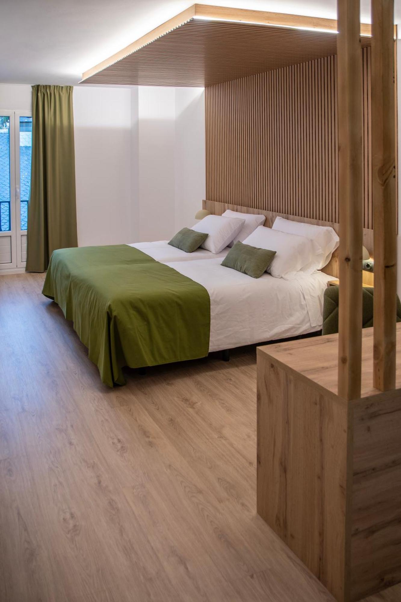 Hotel & Restaurante El Casino Villafranca Del Bierzo Ngoại thất bức ảnh