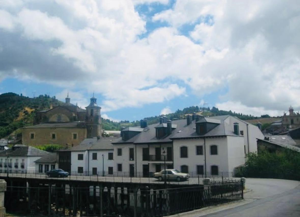 Hotel & Restaurante El Casino Villafranca Del Bierzo Ngoại thất bức ảnh