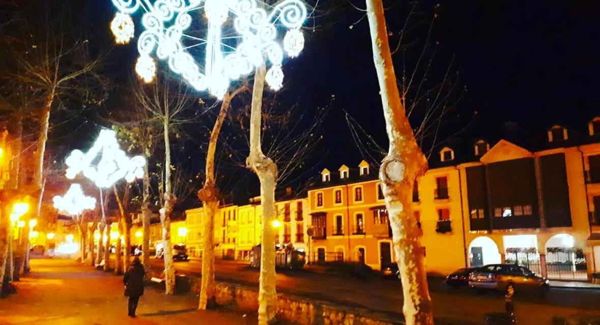 Hotel & Restaurante El Casino Villafranca Del Bierzo Ngoại thất bức ảnh